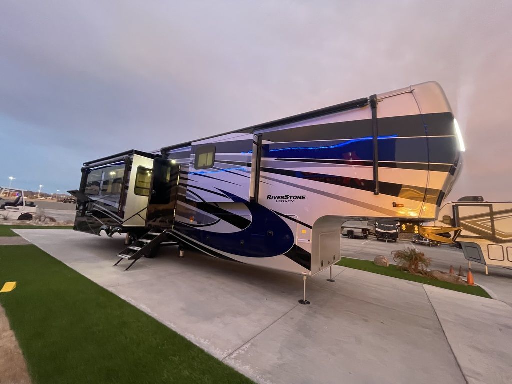 You are currently viewing Fifth Wheel Maintenance Checklist