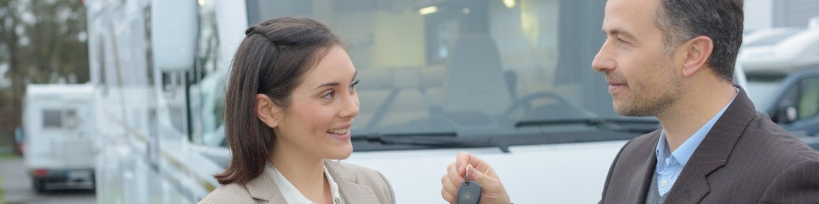 You are currently viewing Tips For Buying A Motorhome